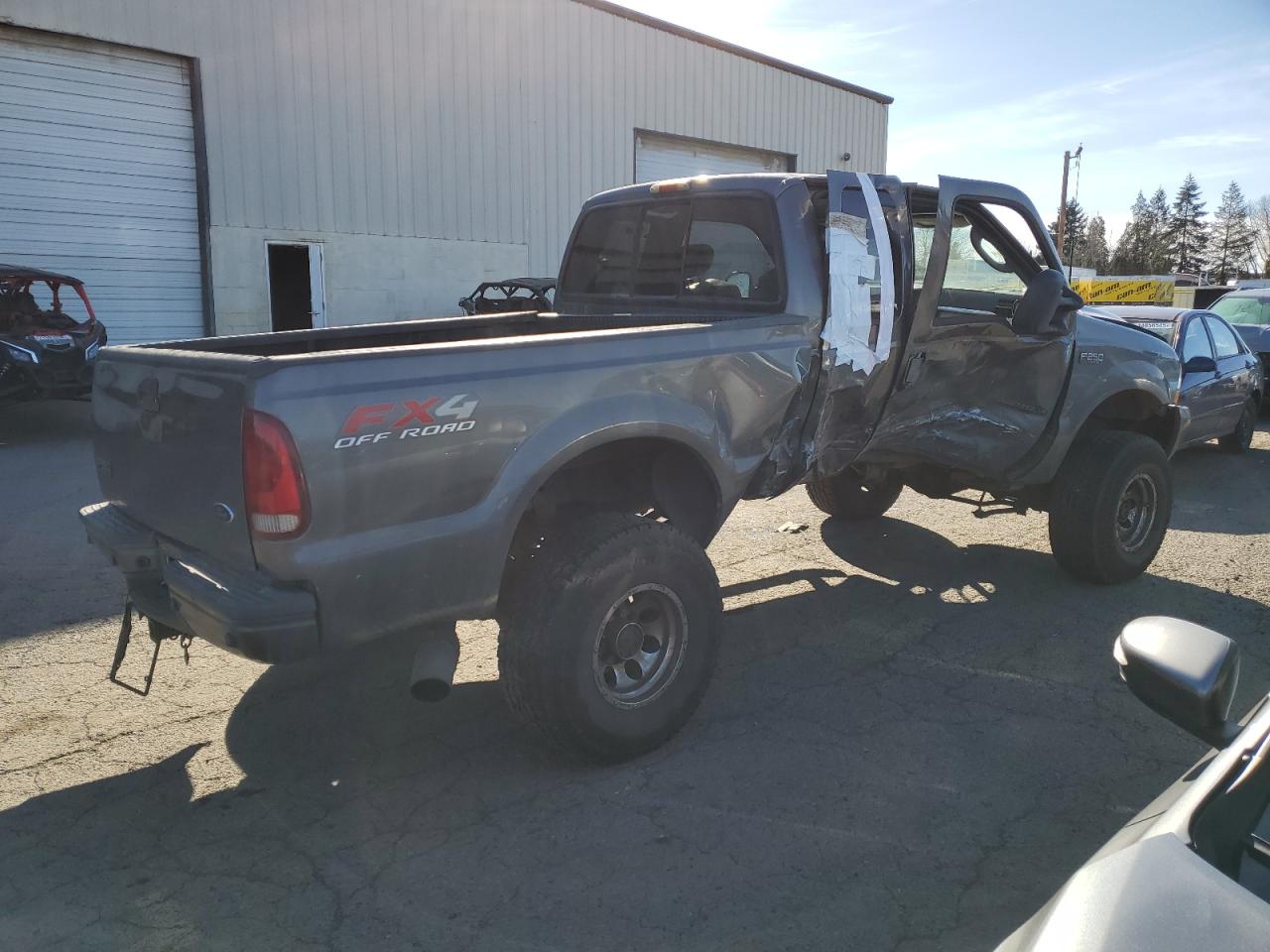 2003 Ford F250 - Image 3