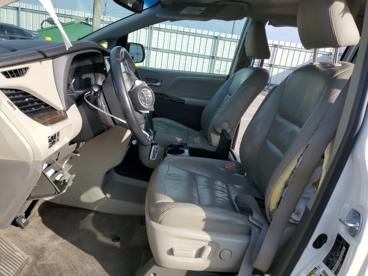 5TDDK3DC8GS131573 TOYOTA All Models 2016