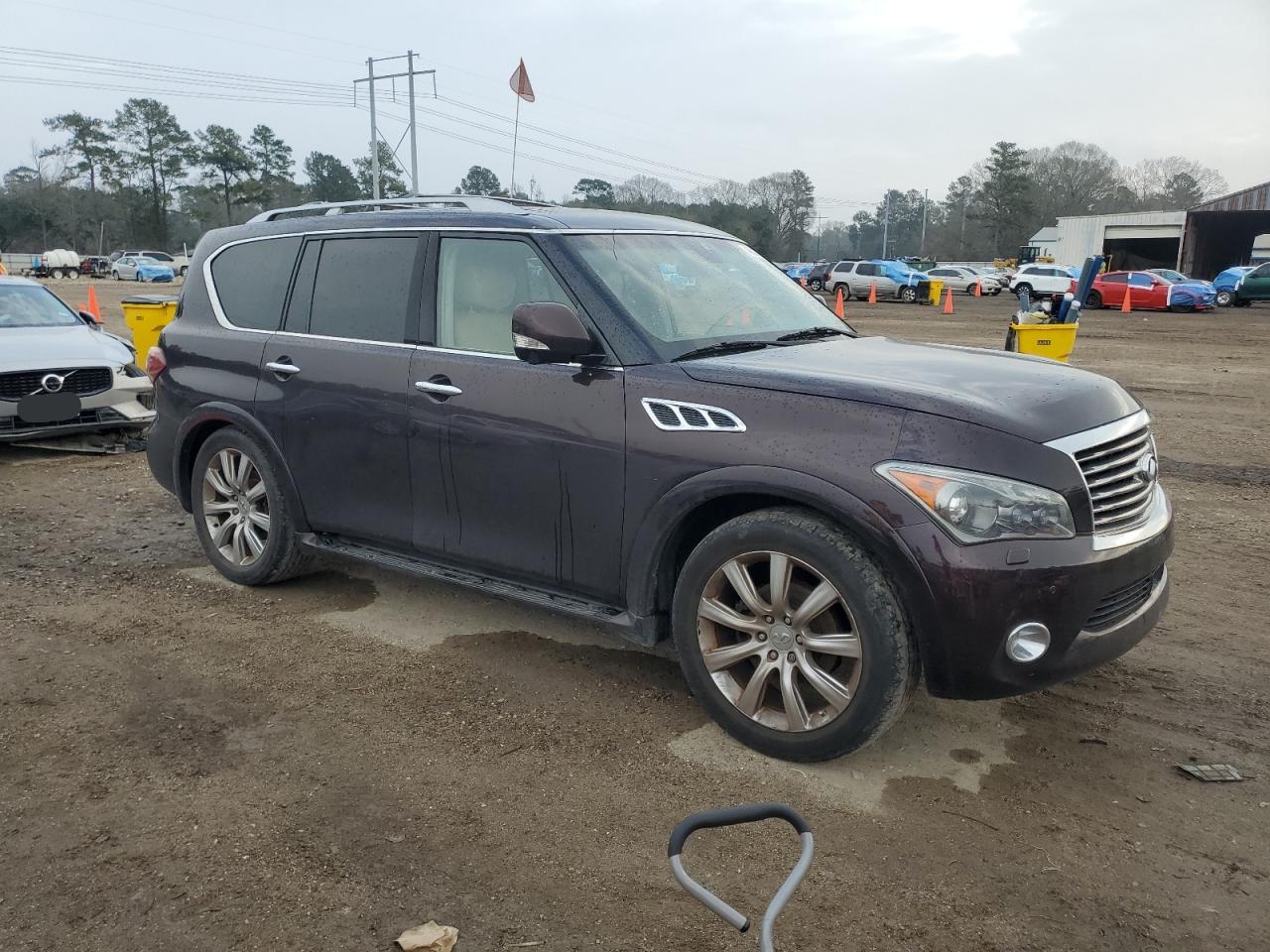 2013 Infiniti QX56 - Image 4