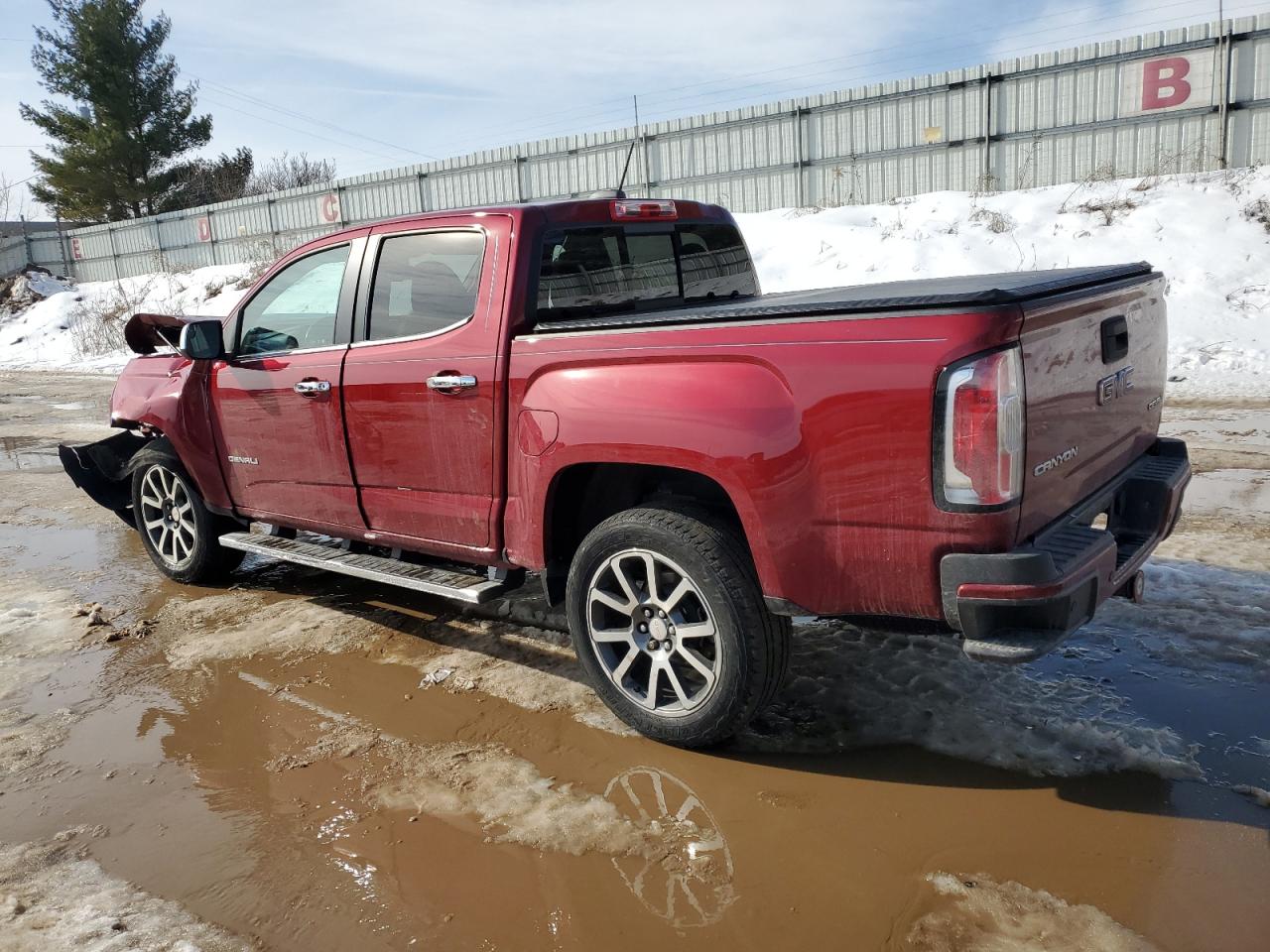 2019 GMC Canyon - Image 2