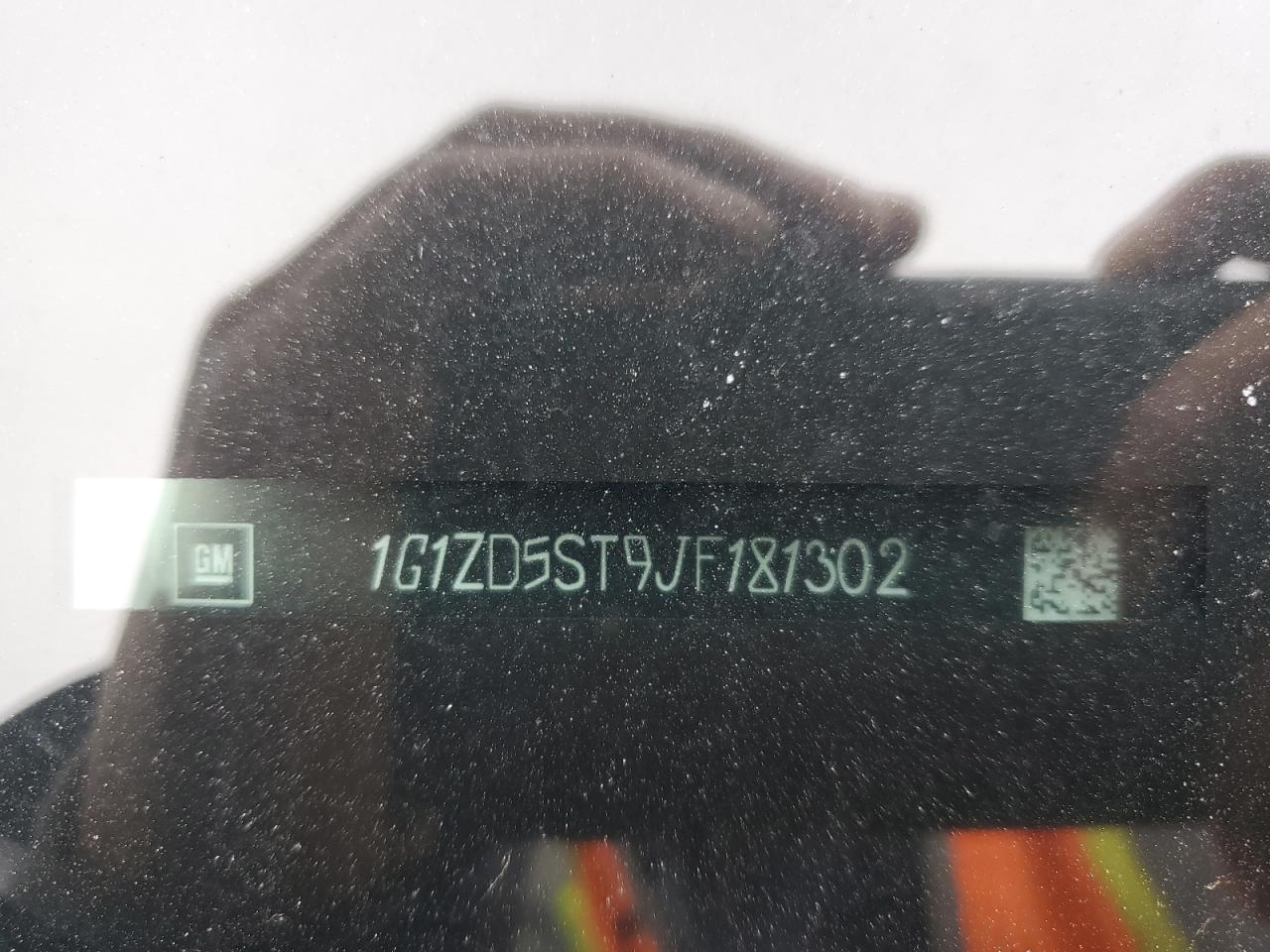 1G1ZD5ST9JF181302 CHEVROLET MALIBU 2018
