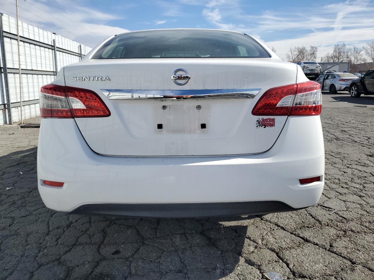 2015 Nissan Sentra - Image 6