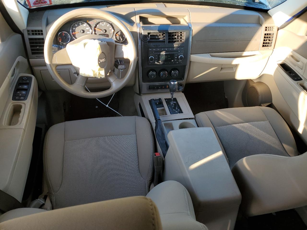 2008 Jeep Liberty (North America) - Image 8