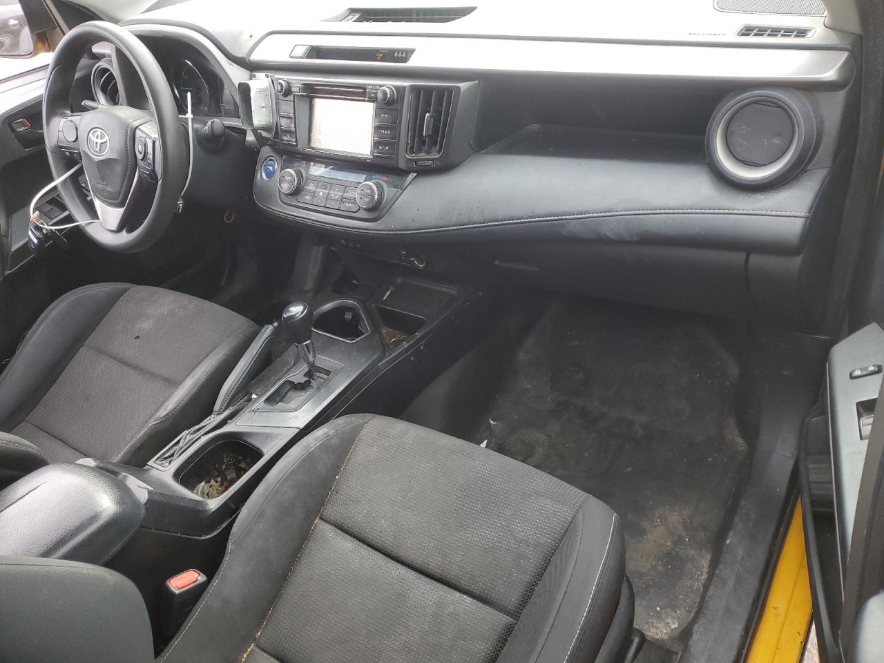 2018 Toyota RAV 4 - Image 8