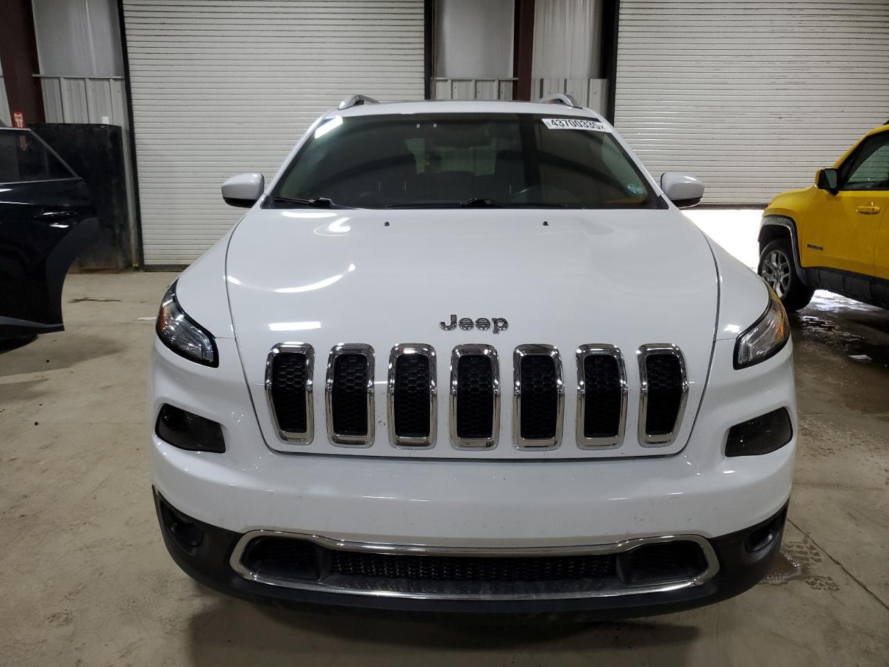 2016 Jeep Grand Cherokee - Image 5