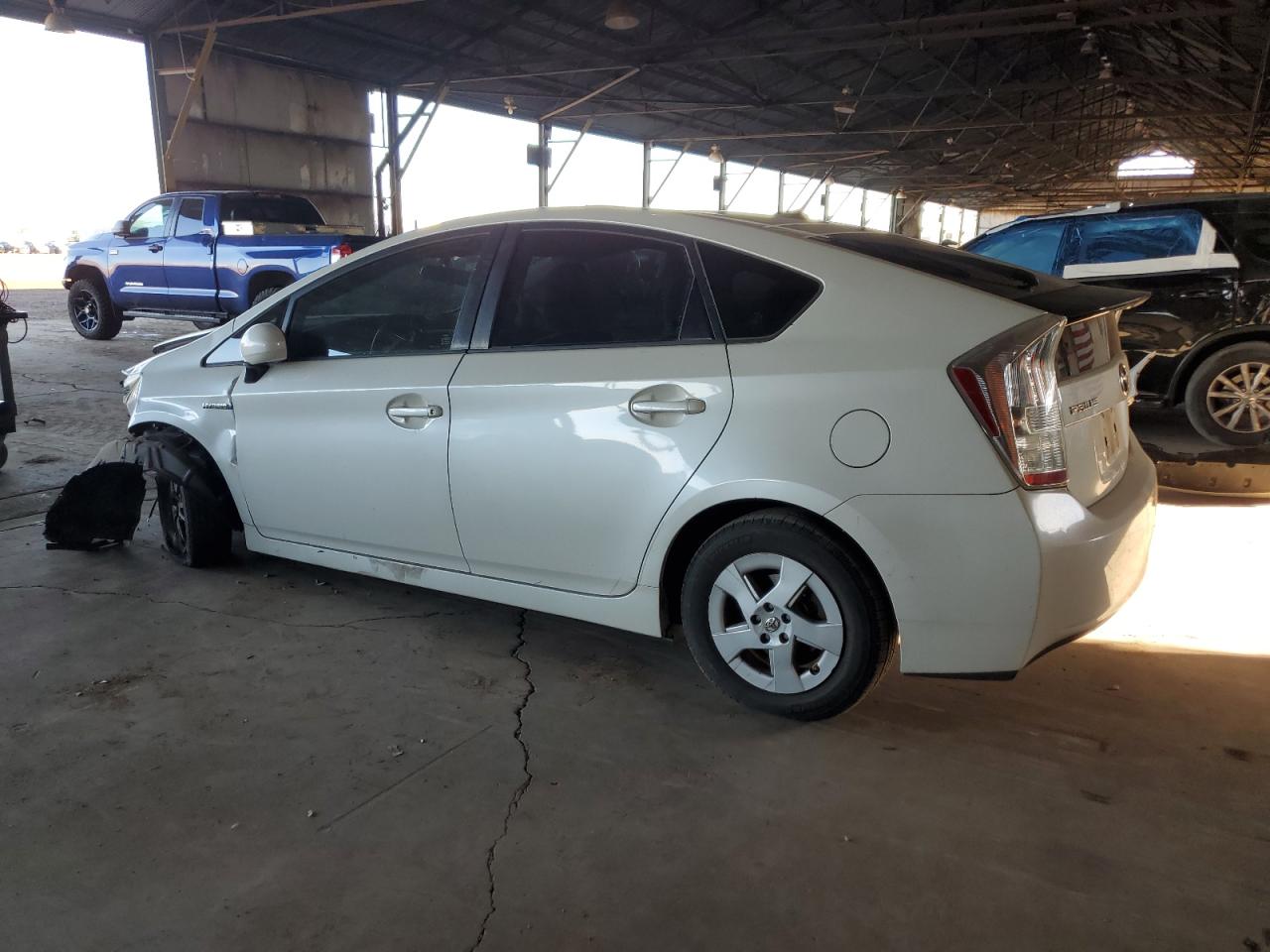 2010 Toyota Prius - Image 2