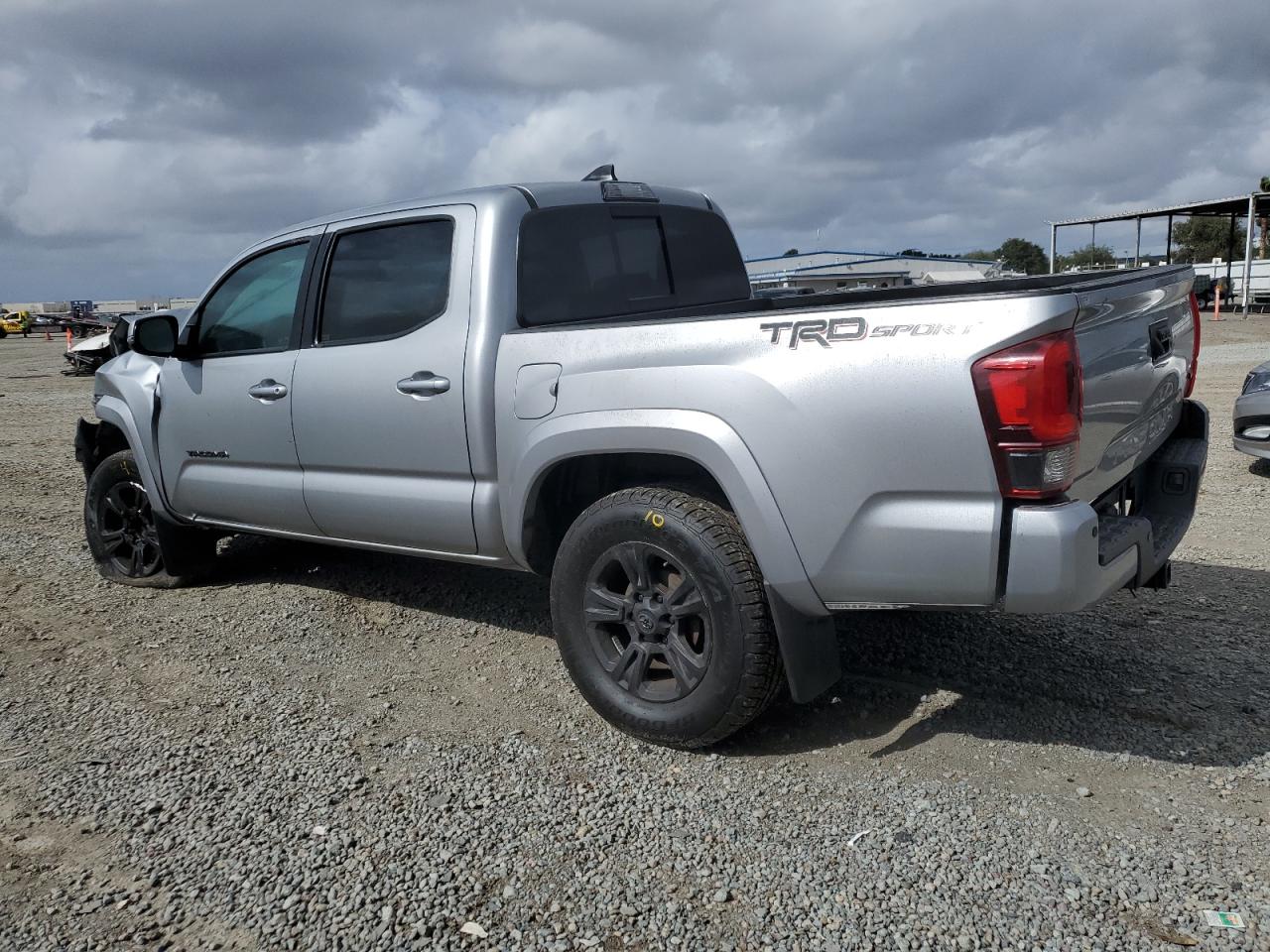 2018 Toyota Tacoma - Image 2