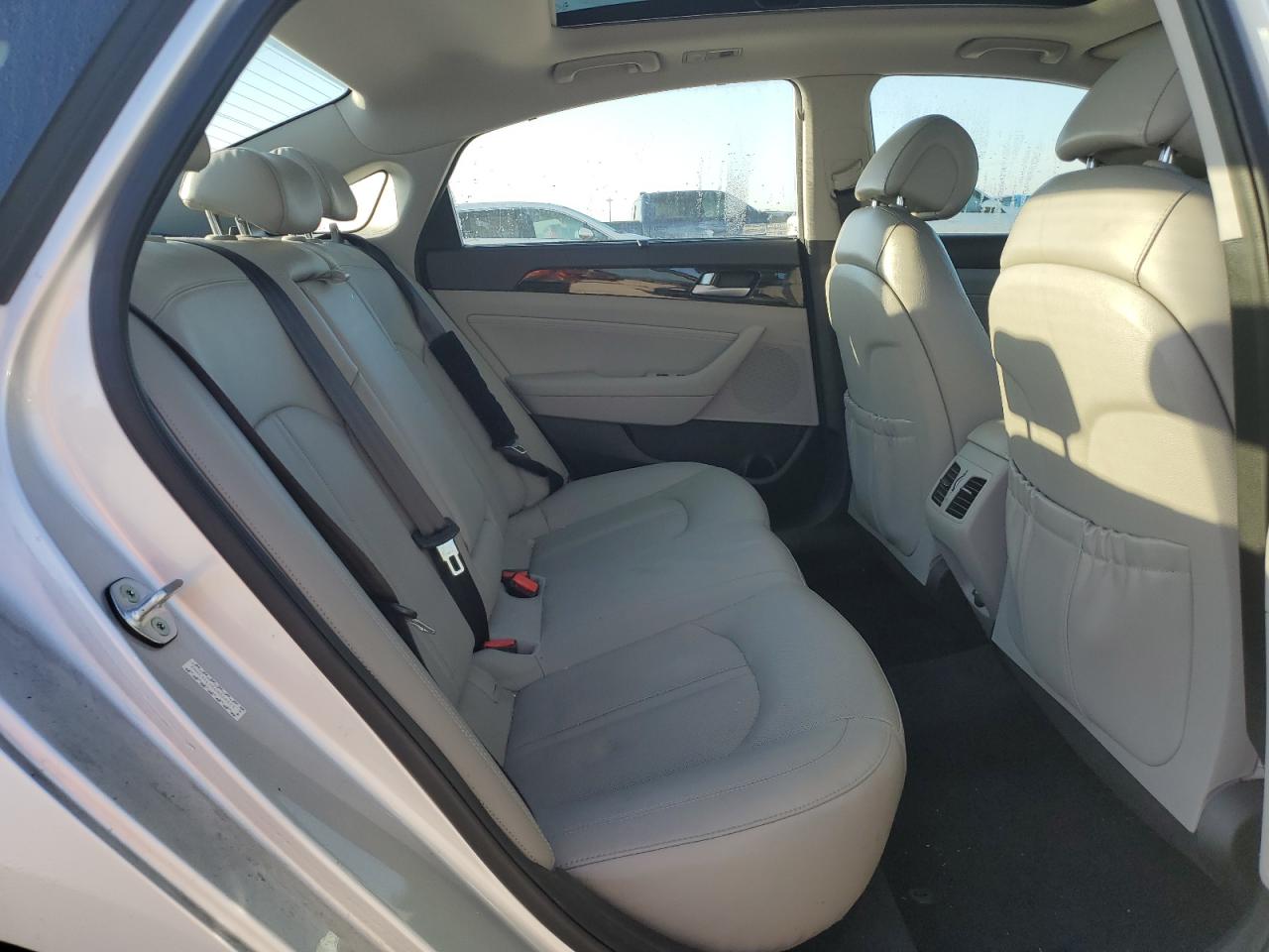 2016 Hyundai Sonata - Image 10