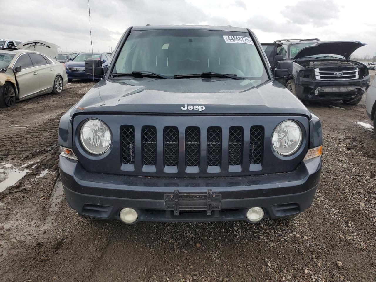 2015 Jeep Liberty (Patriot) - Image 5