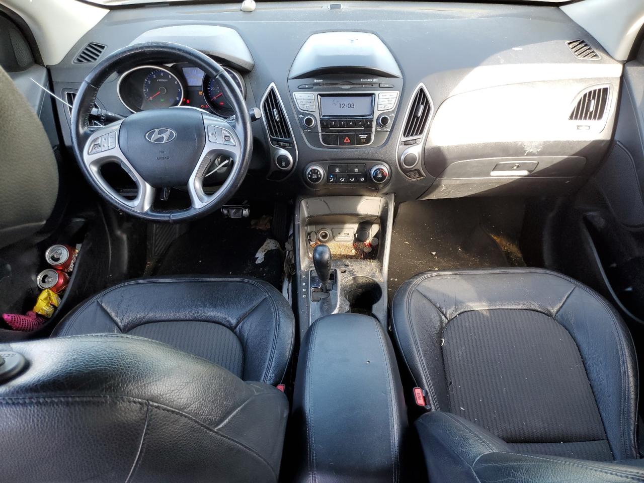 2010 Hyundai Tucson - Image 8