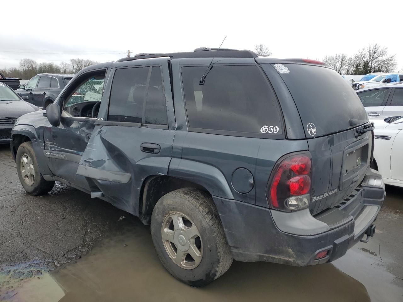 2003 Chevrolet TrailBlazer - Image 2