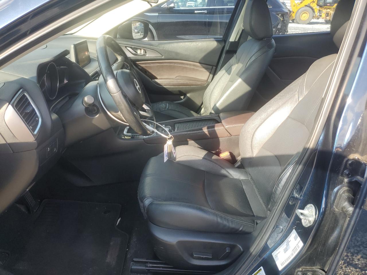 2018 Mazda 3 - Image 7
