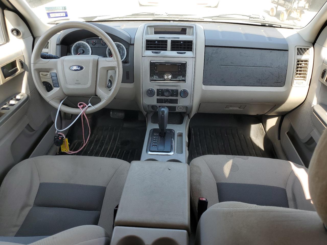 2008 Ford Escape - Image 8
