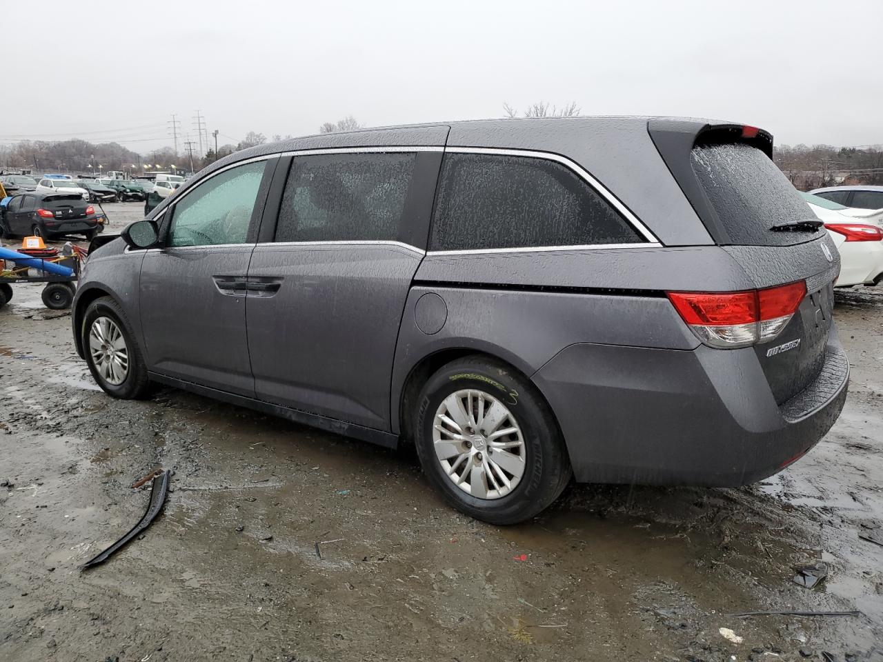 2014 Honda Odyssey - Image 2