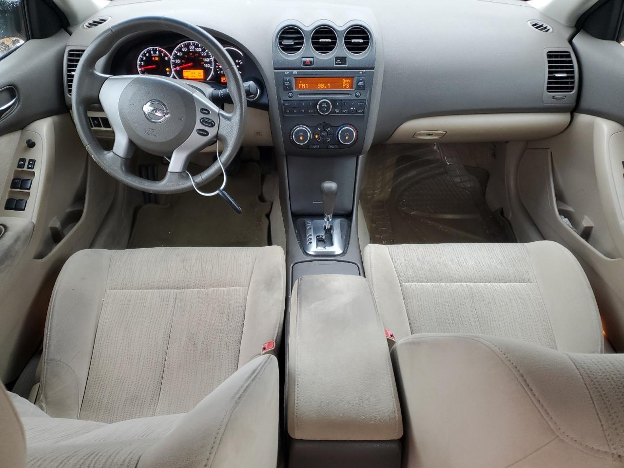2012 Nissan Altima - Image 8