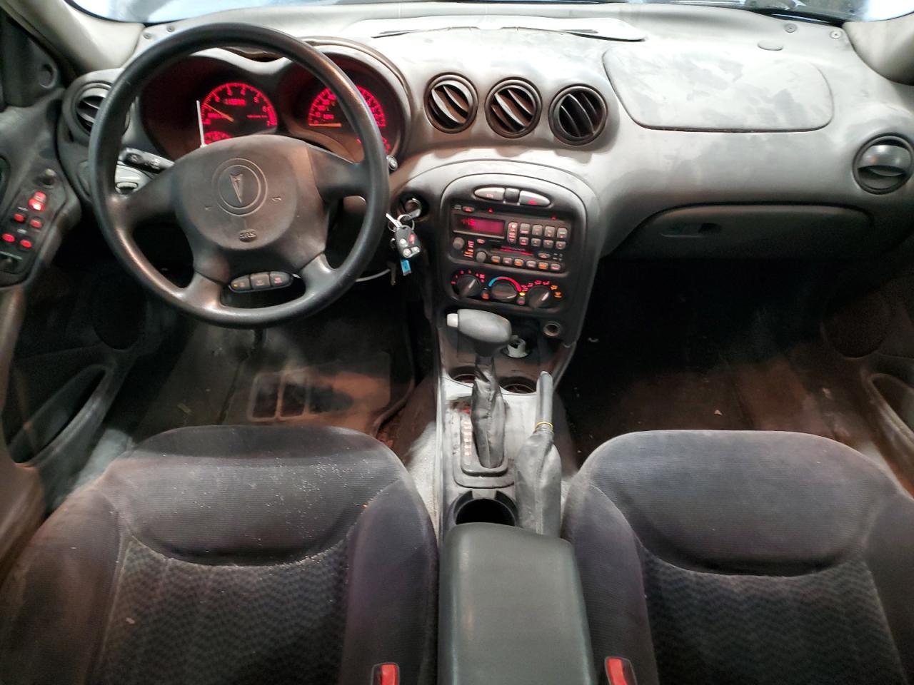 2002 Pontiac Grand AM - Image 8