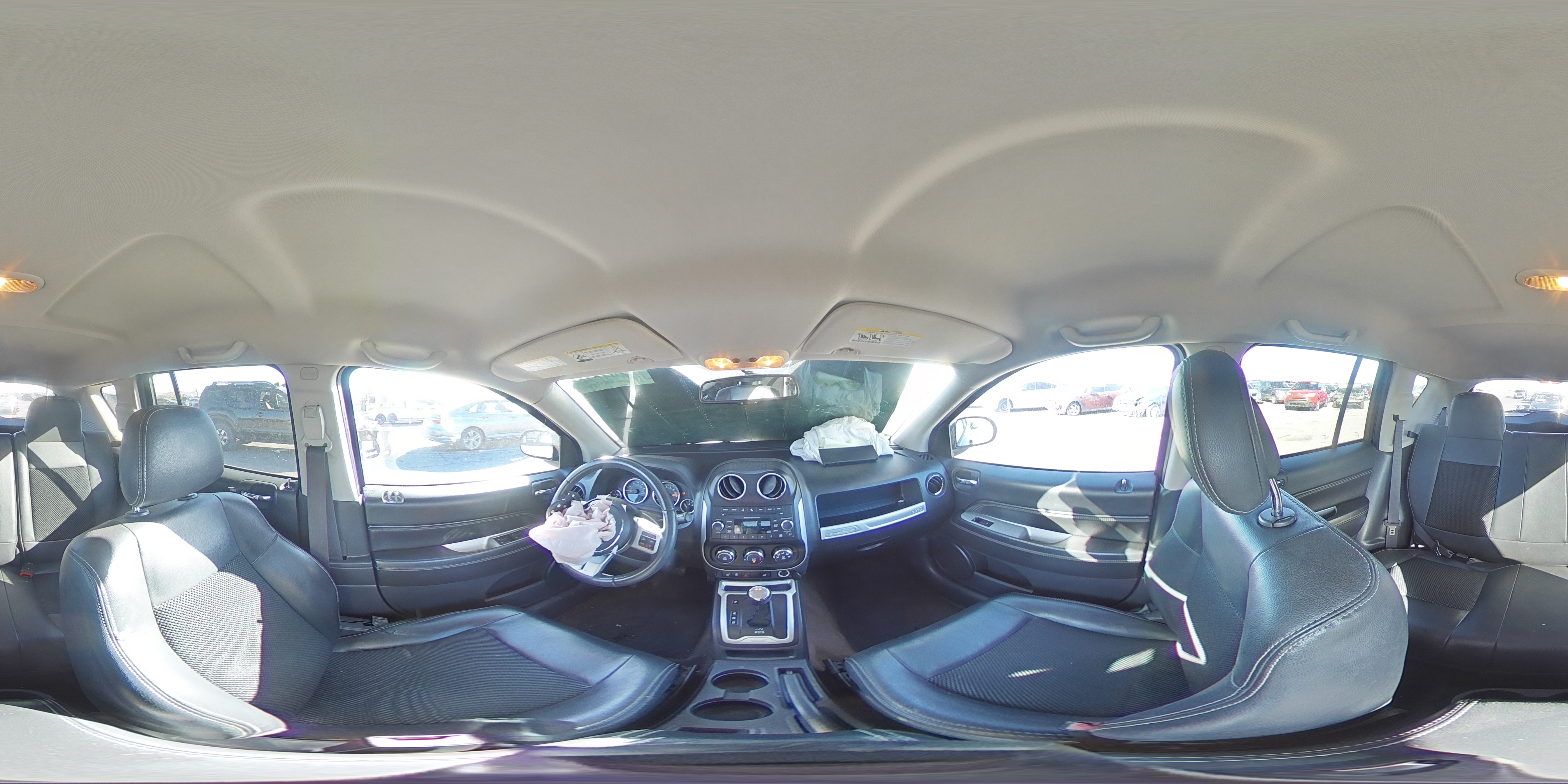 2016 Jeep Compass - Image 14