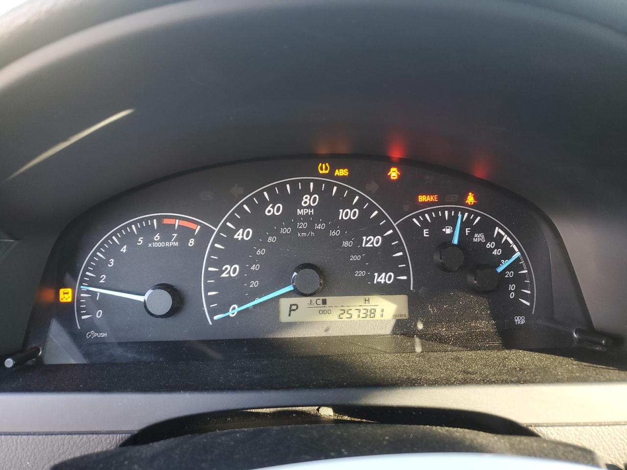 2014 Toyota Camry - Image 9