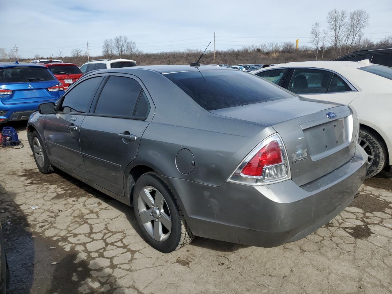 2009 Ford Fusion - Image 2