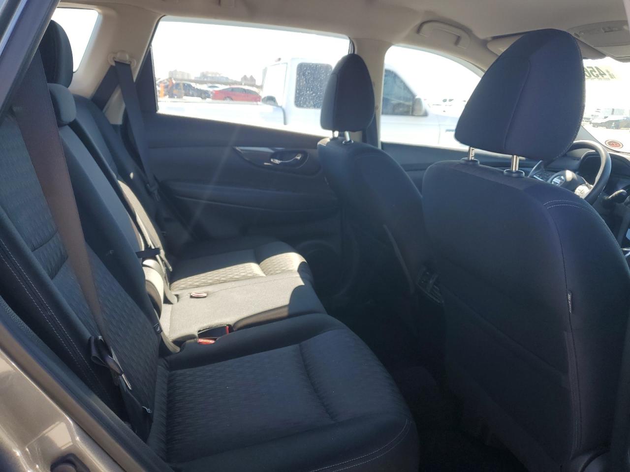2017 Nissan Rogue - Image 11