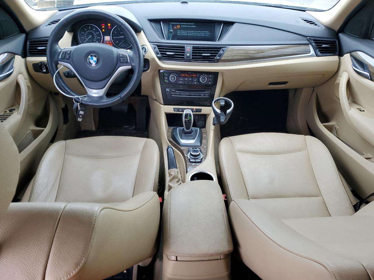 2015 BMW X1 - Image 8