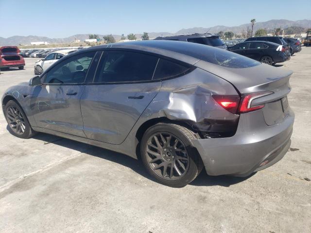  TESLA MODEL 3 2024 Серый