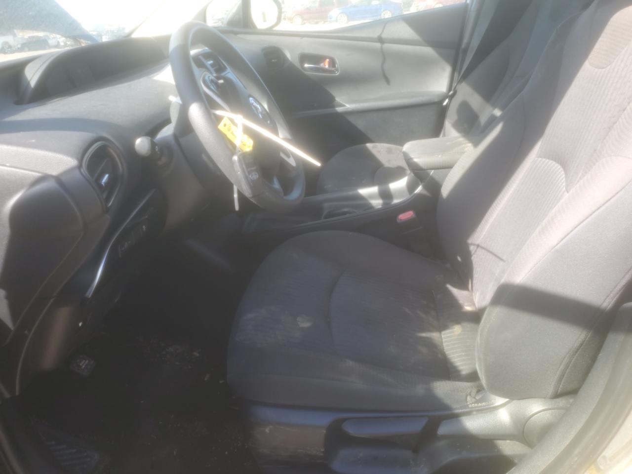 2016 Toyota Prius - Image 7