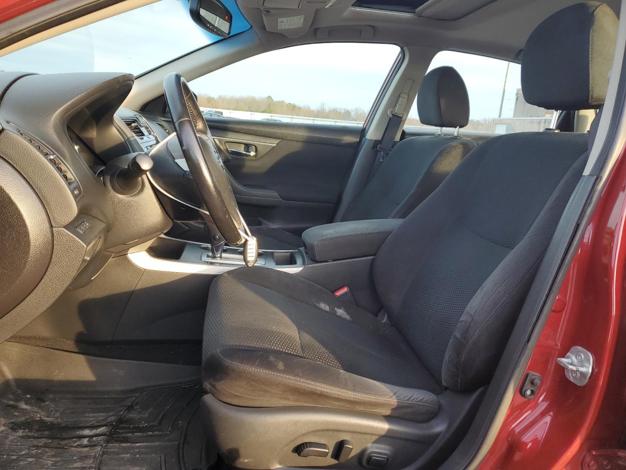 2015 Nissan Altima - Image 7