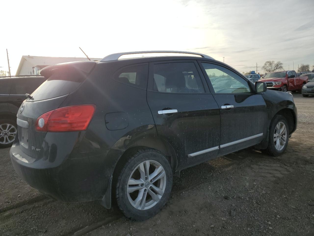 2013 Nissan Rogue - Image 3