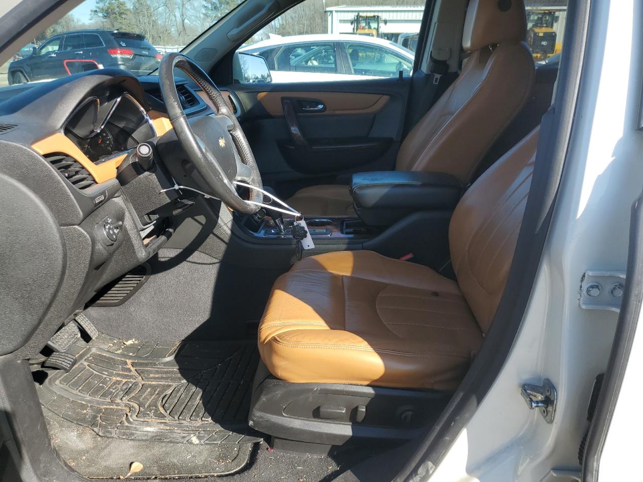 2014 Chevrolet Traverse - Image 7