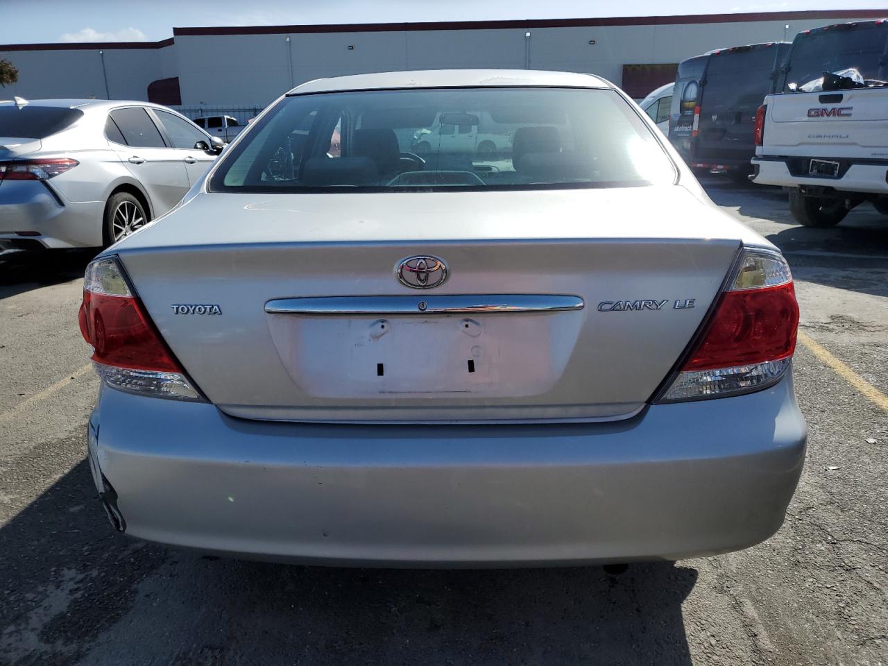 2005 Toyota Camry - Image 6