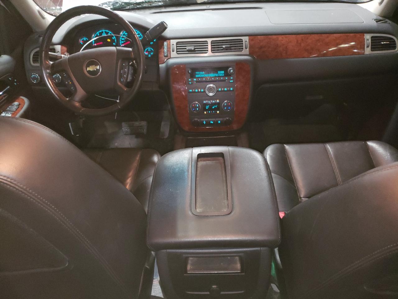 2009 Chevrolet Silverado - Image 8
