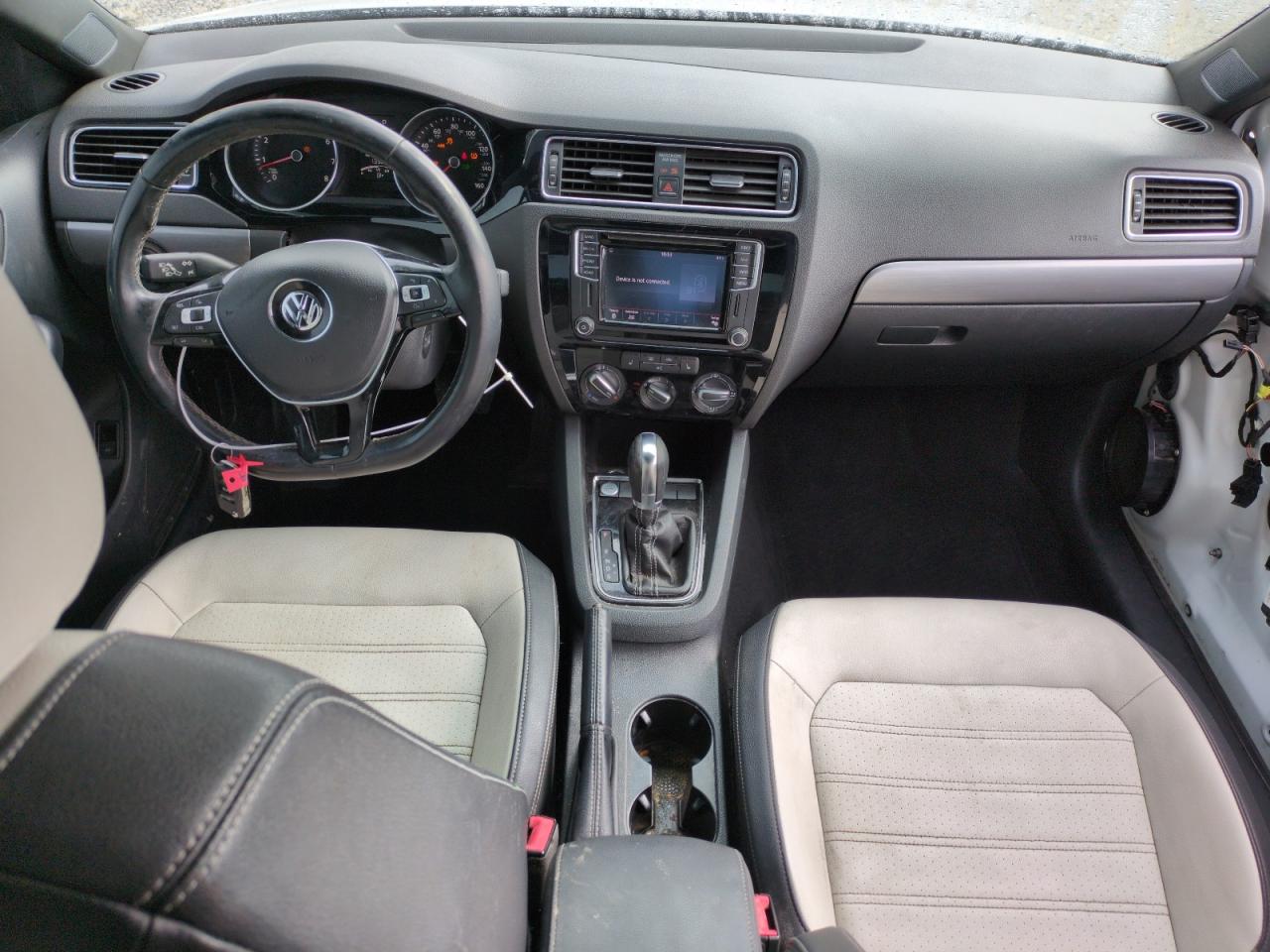 2016 Volkswagen Jetta - Image 8