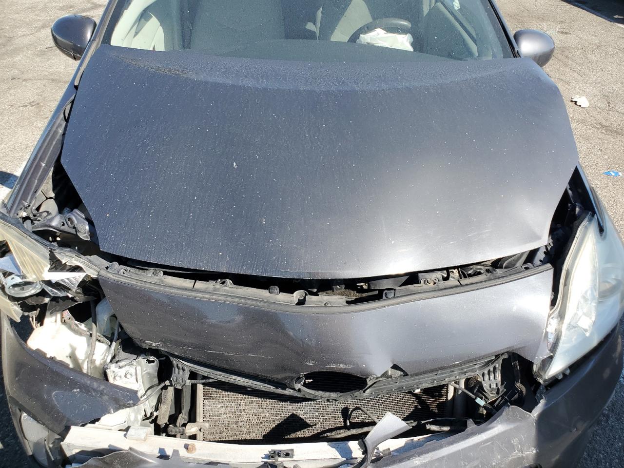 2014 Toyota Prius - Image 12