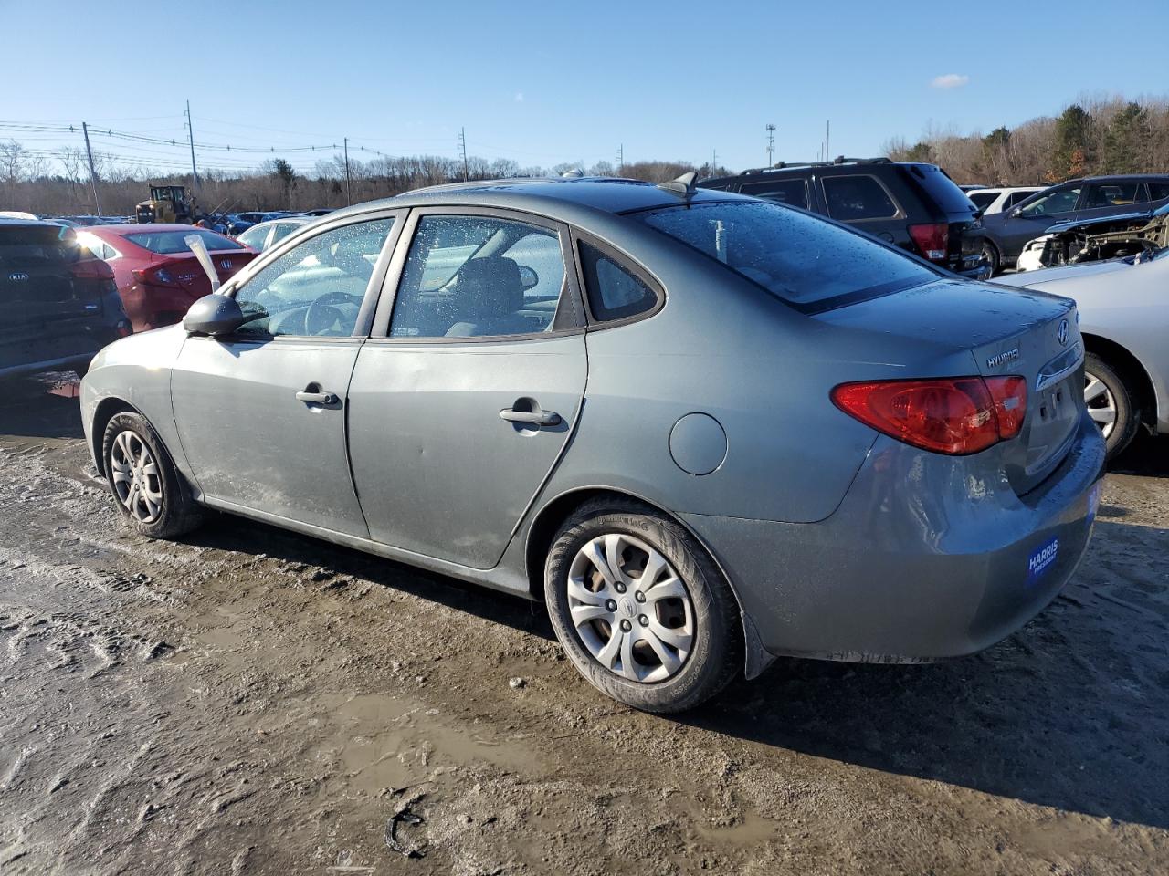 2010 Hyundai Elantra - Image 2