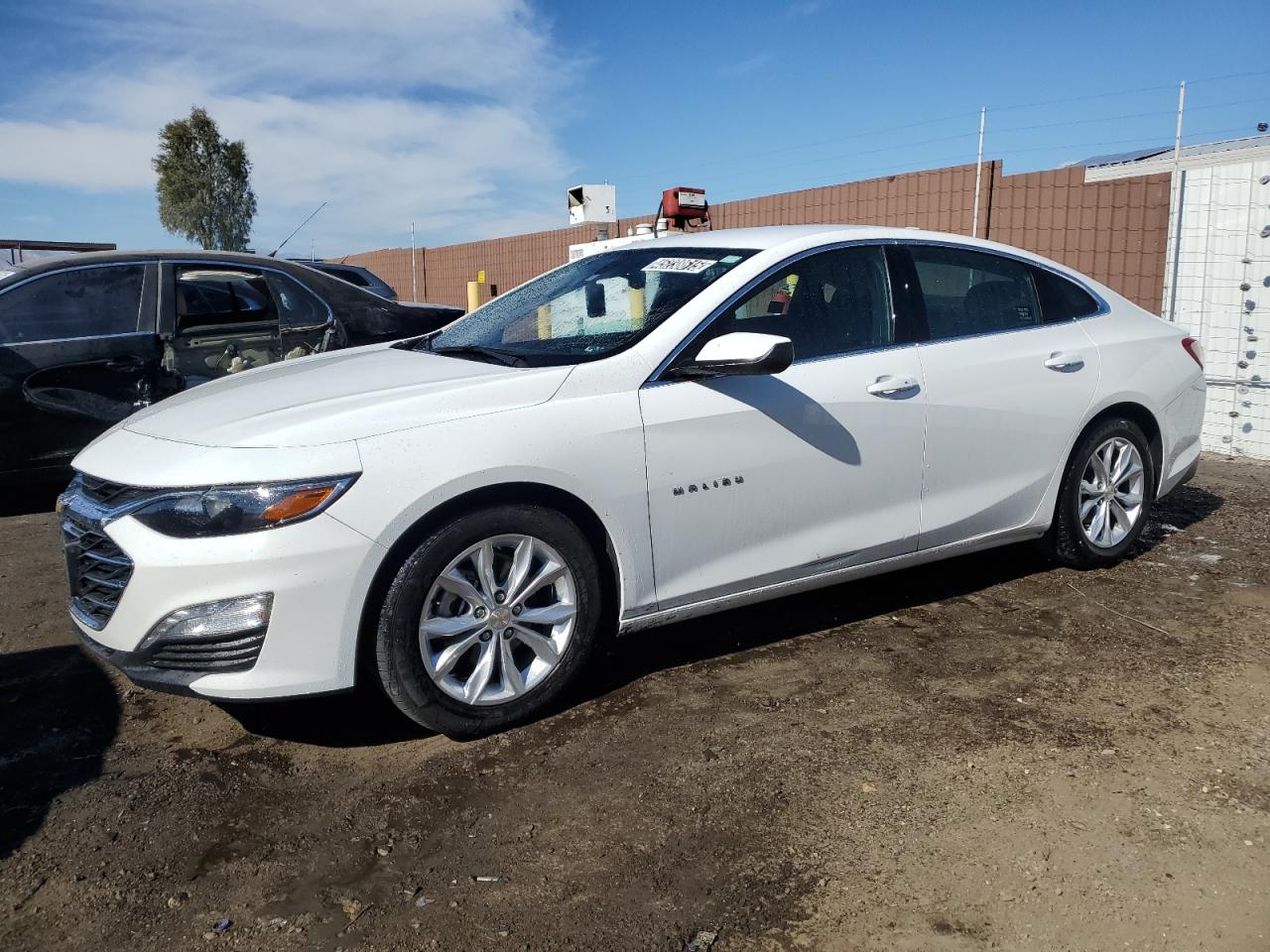 2022 Chevrolet Malibu - Image 1