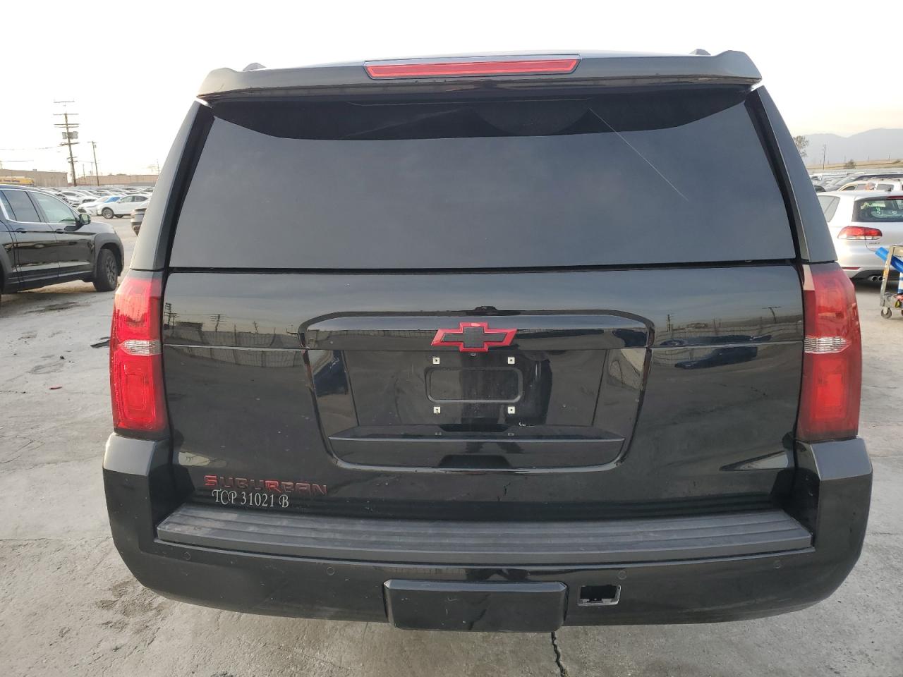2019 Chevrolet Suburban - Image 6