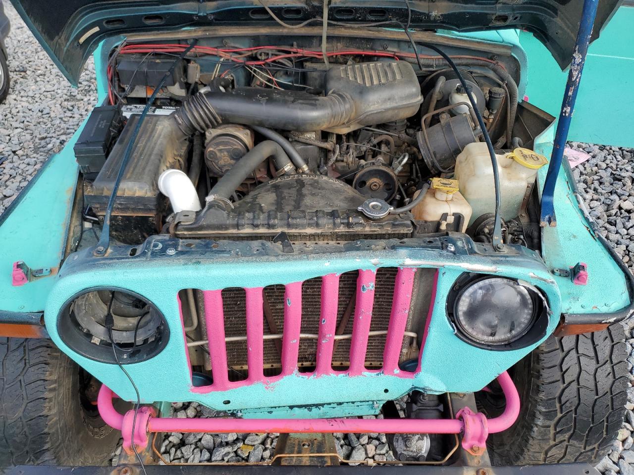 1997 Jeep Wrangler - Image 12