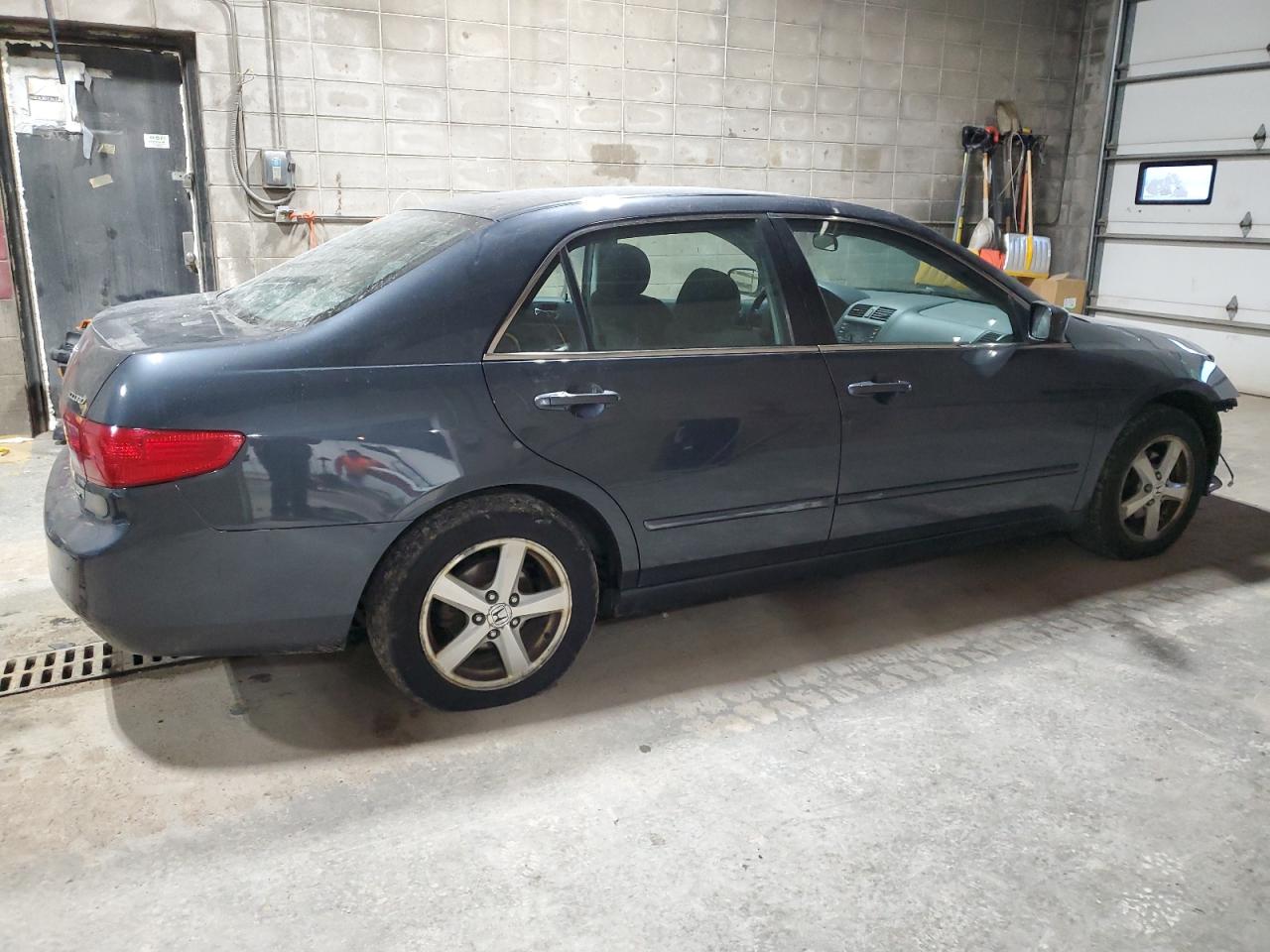 2005 Honda Accord - Image 3
