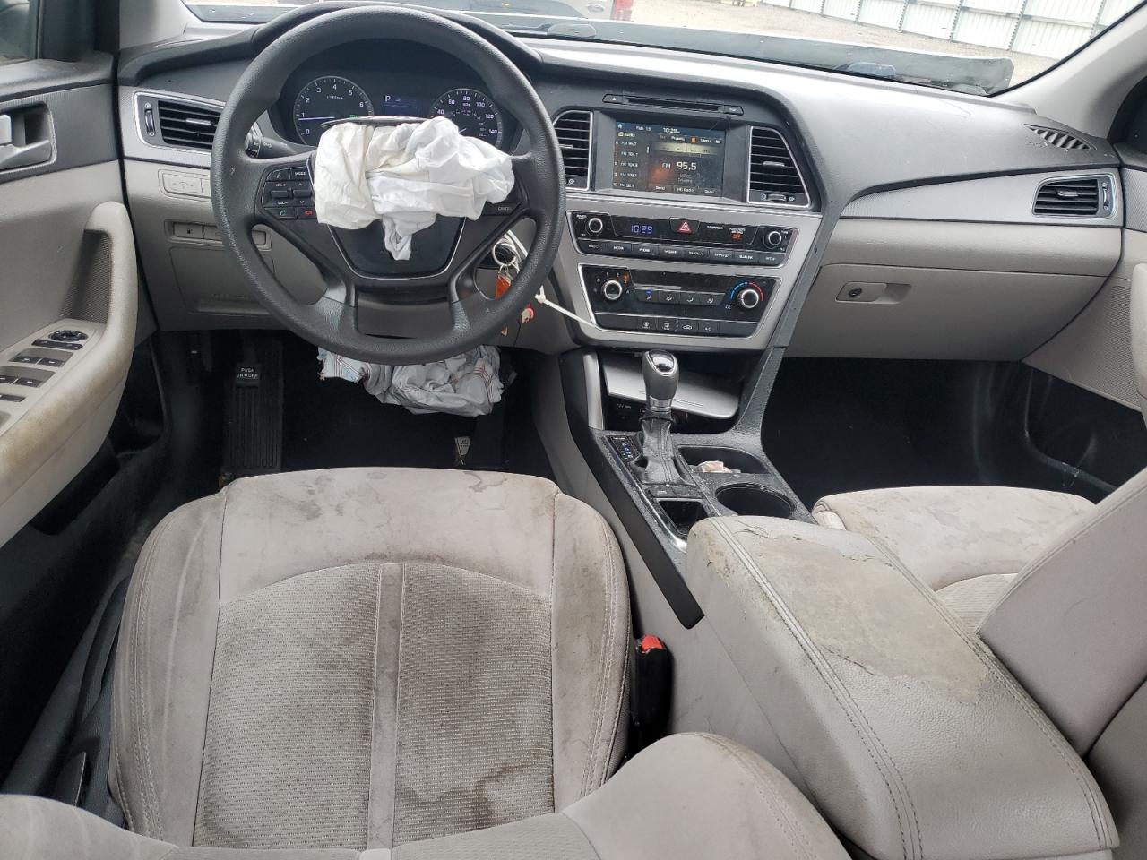 2016 Hyundai Sonata - Image 8