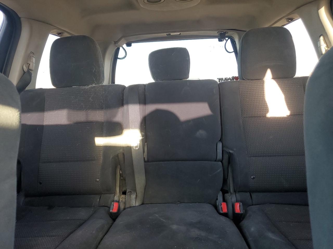 2015 Nissan Armada - Image 10
