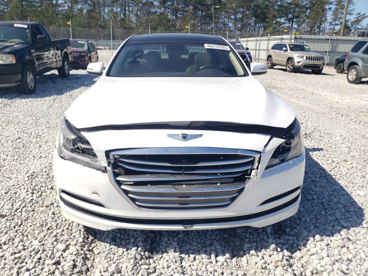 2015 Hyundai Genesis - Image 5