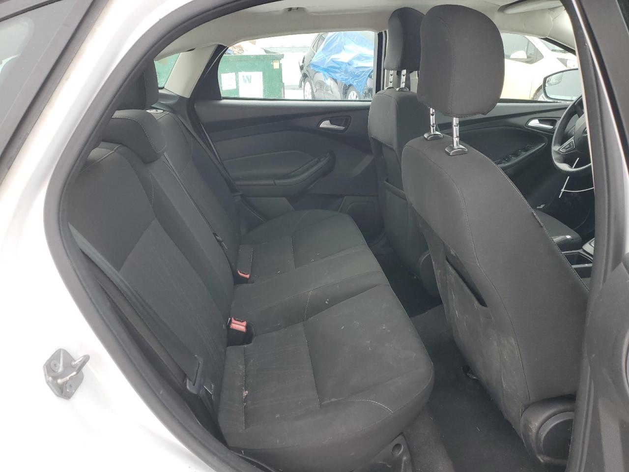 2015 Ford Focus - Image 10