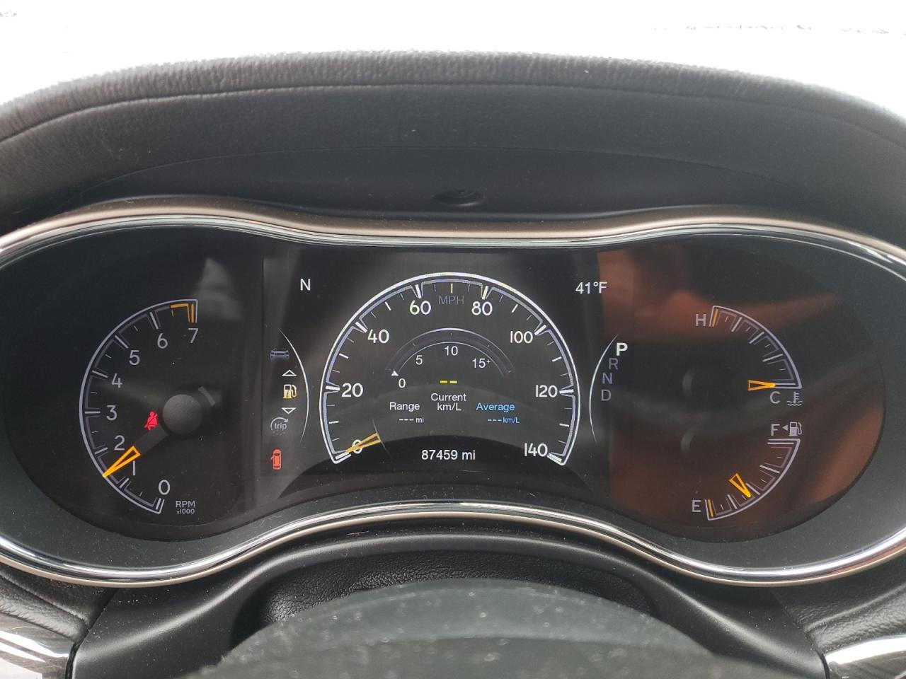 2017 Jeep Grand Cherokee - Image 9