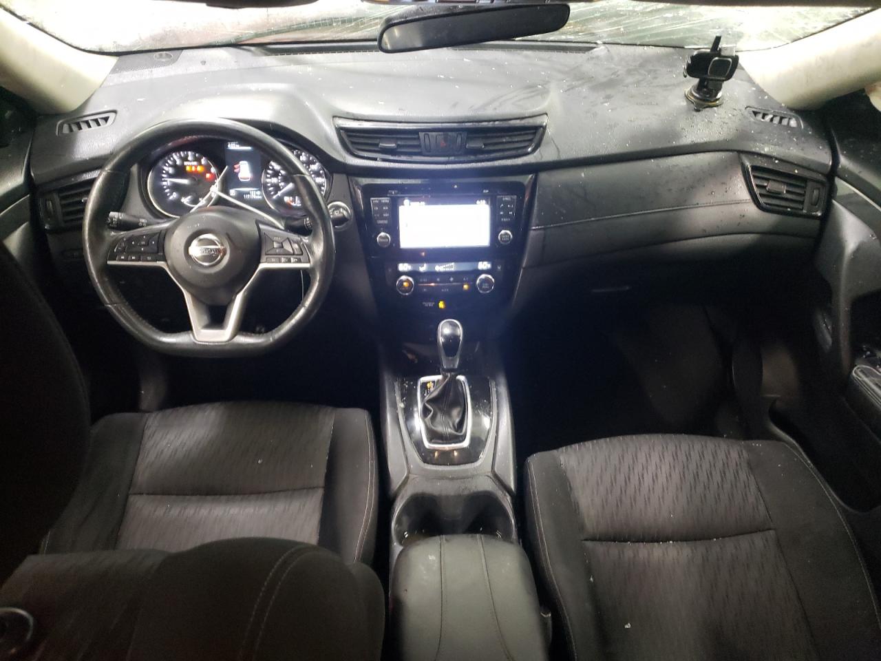 KNMAT2MV9HP523744 NISSAN ROGUE 2017