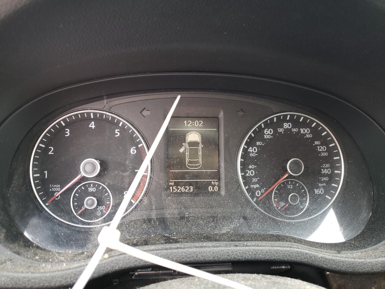 2015 Volkswagen Passat - Image 9