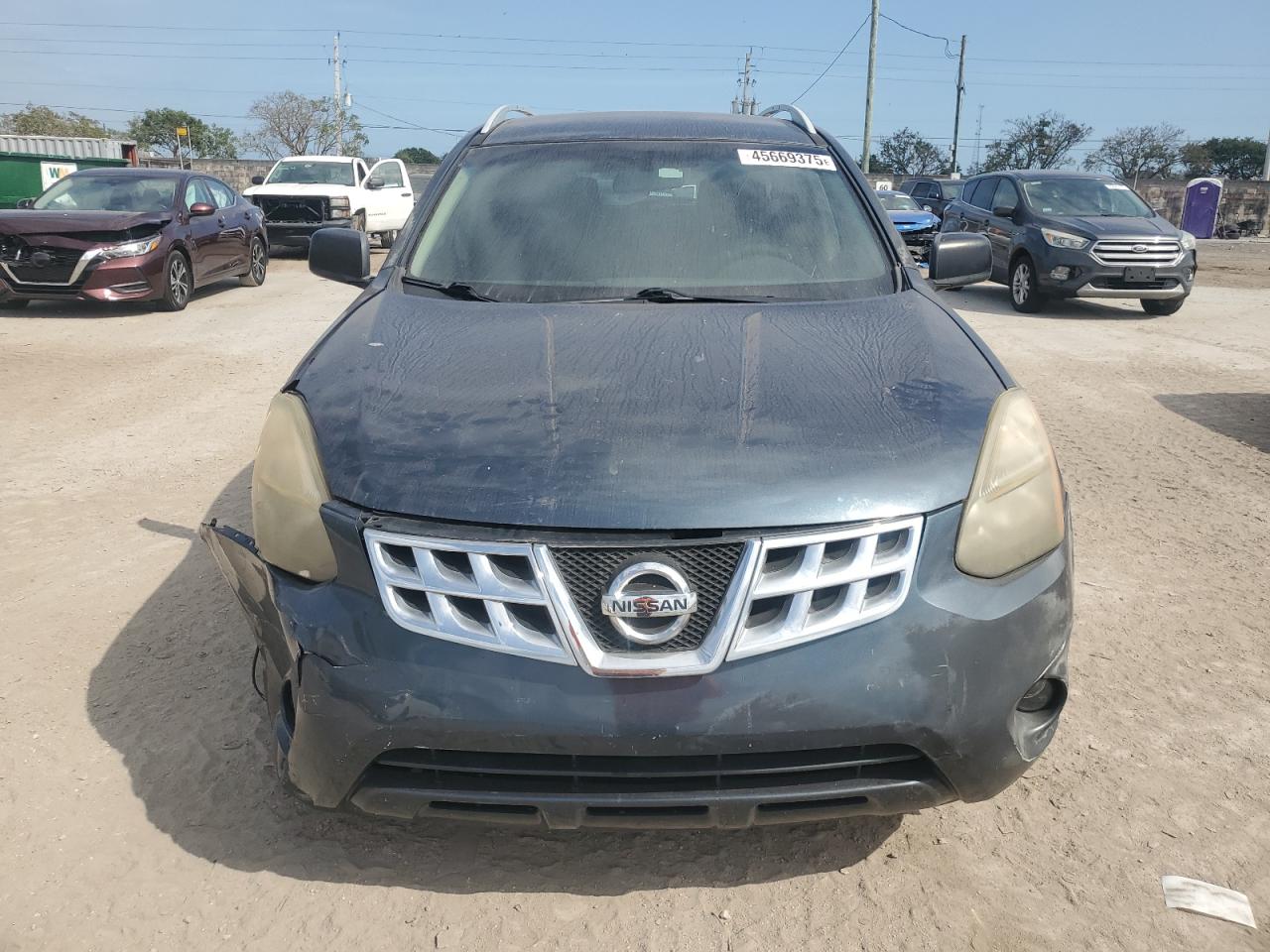 2014 Nissan Rogue - Image 5