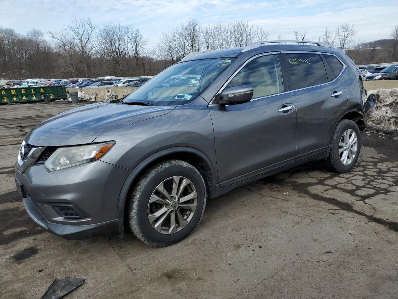 2015 Nissan Rogue - Image 1