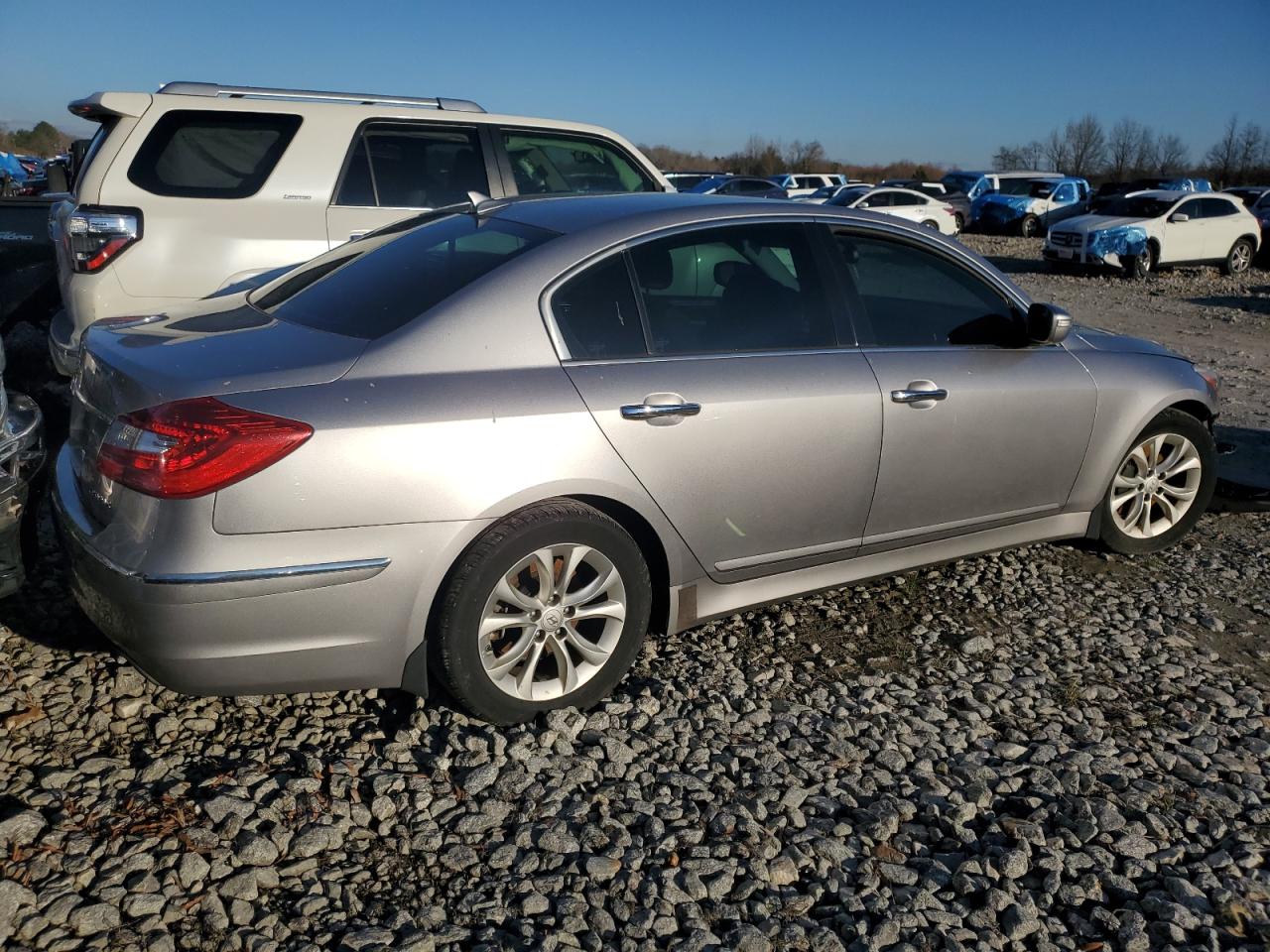 2013 Hyundai Genesis - Image 3