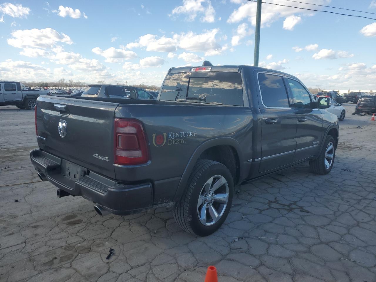 2019 RAM 1500 - Image 3